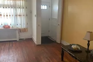 5726 Larchwood Ave, Philadelphia, PA 19143 - Photo 4