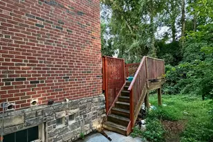 218 Lockart Ln, Philadelphia, PA 19116 - Photo 6