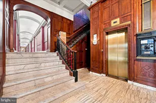 250 S 13th St, Philadelphia, PA 19107 - Photo 4