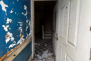 911 W Huntingdon St, Philadelphia, PA 19133 - Photo 2