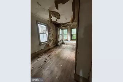 911 W Huntingdon Street, Philadelphia, PA 19133 - Photo 8