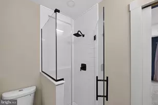 5010 N Convent Ln, Philadelphia, PA 19114 - Photo 18