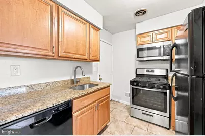 2009 N 15th Street #1, Philadelphia, PA 19121 - Photo 8