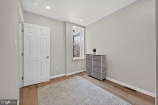 2442 N 13th St, Philadelphia, PA 19133 - Photo 14