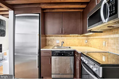 1201 Fitzwater Street #304, Philadelphia, PA 19147 - Photo 10