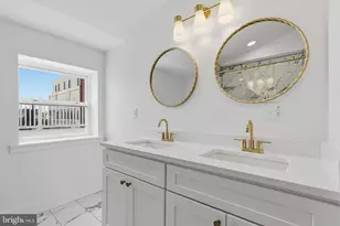 320 Wharton St, Philadelphia, PA 19147 - Photo 32