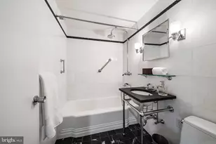 220 W Rittenhouse Square, Philadelphia, PA 19103 - Photo 26