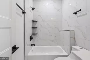 136 E Cumberland St, Philadelphia, PA 19125 - Photo 12