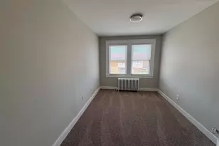900 Marcella St, Philadelphia, PA 19124 - Photo 10