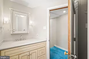 241 S 23rd St, Philadelphia, PA 19103 - Photo 18