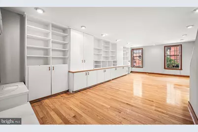 241 S 23rd Street #2ND FLR, Philadelphia, PA 19103 - Photo 4