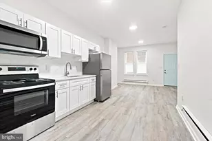 3238 N Woodstock St, Philadelphia, PA 19140 - Photo 4