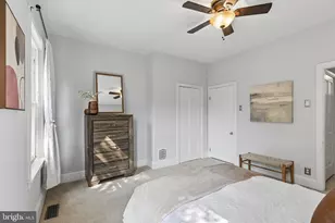 621 S Bambrey St, Philadelphia, PA 19146 - Photo 28