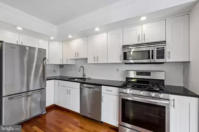 2101 Chestnut Street #408, Philadelphia, PA 19103 - Photo 8