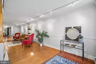 156 N 3rd St, Philadelphia, PA 19106 - Photo 2