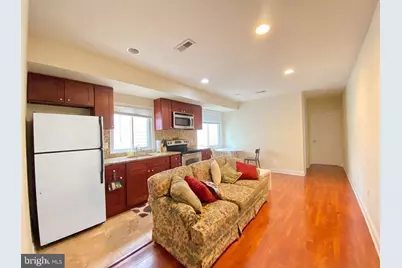 1417 N 17th Street #3R, Philadelphia, PA 19121 - Photo 2