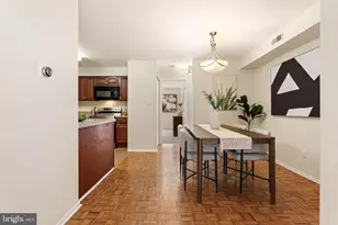 2751 Pennsylvania Ave, Philadelphia, PA 19130 - Photo 8