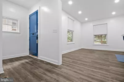 302 W Earlham Terrace, Philadelphia, PA 19144 - Photo 6