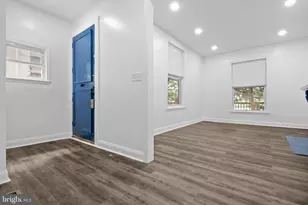 302 W Earlham Ter, Philadelphia, PA 19144 - Photo 6