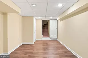 523 S 27th St, Philadelphia, PA 19146 - Photo 24
