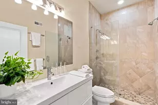 523 S 27th St, Philadelphia, PA 19146 - Photo 40