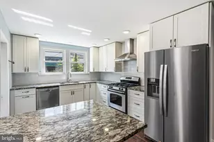 1705 S Bancroft St, Philadelphia, PA 19145 - Photo 4
