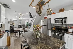 2139 Montrose St, Philadelphia, PA 19146 - Photo 6