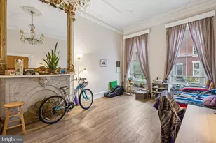 2217 Locust St, Philadelphia, PA 19103 - Photo 14