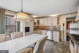 2217 Locust St, Philadelphia, PA 19103 - Photo 62