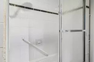2217 Locust St, Philadelphia, PA 19103 - Photo 36