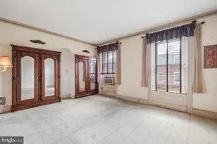 2217 Locust St, Philadelphia, PA 19103 - Photo 38