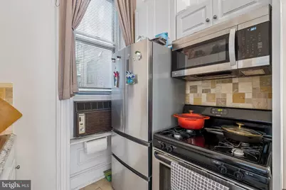 2217 Locust Street, Philadelphia, PA 19103 - Photo 16