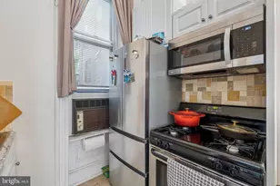 2217 Locust St, Philadelphia, PA 19103 - Photo 16