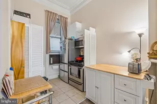 2217 Locust St, Philadelphia, PA 19103 - Photo 14