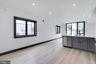 555 N Lawrence St, Philadelphia, PA 19123 - Photo 4
