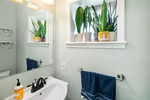 259 Kalos St, Philadelphia, PA 19128 - Photo 10