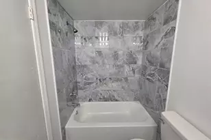 9456 Fairgreen Ln, Philadelphia, PA 19114 - Photo 2