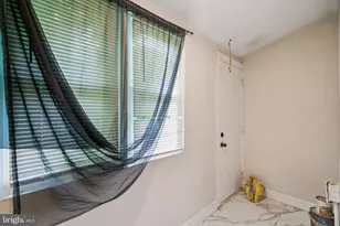 1629 N 61st St, Philadelphia, PA 19151 - Photo 8