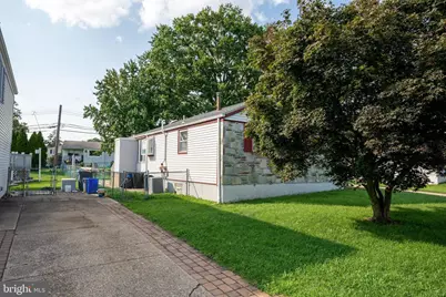 9712 Walley Avenue, Philadelphia, PA 19115 - Photo 4