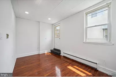 2201 S Hicks Street #2R, Philadelphia, PA 19145 - Photo 8
