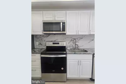 2561 N 18th Street #1ST FLOOR, Philadelphia, PA 19132 - Photo 2