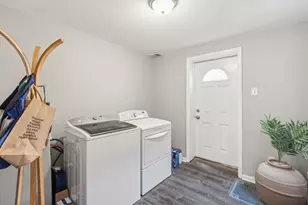 1711 S 6th St, Philadelphia, PA 19148 - Photo 16
