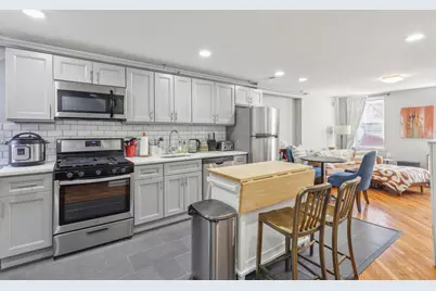 1711 S 6th Street, Philadelphia, PA 19148 - Photo 1