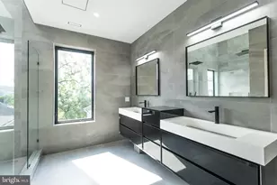 4513 Baker St, Philadelphia, PA 19127 - Photo 58