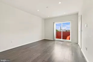 527 W Jefferson St, Philadelphia, PA 19122 - Photo 24