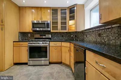 1221 S 8th Street, Philadelphia, PA 19147 - Photo 6