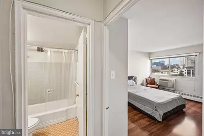 2101 Chestnut Street #817, Philadelphia, PA 19103 - Photo 12