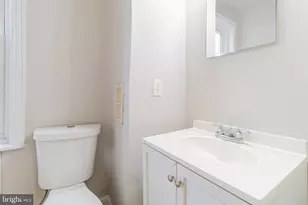 1528 S Hollywood St, Philadelphia, PA 19146 - Photo 16