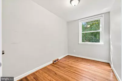 325 E Pleasant Street, Philadelphia, PA 19119 - Photo 16