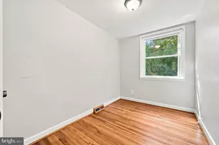 325 E Pleasant St, Philadelphia, PA 19119 - Photo 16